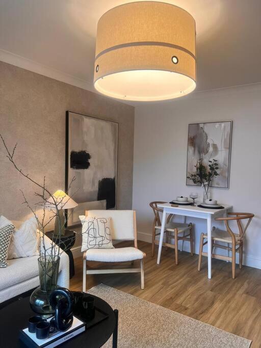 73 Broadway Plaza Apartment Бирмингам Екстериор снимка