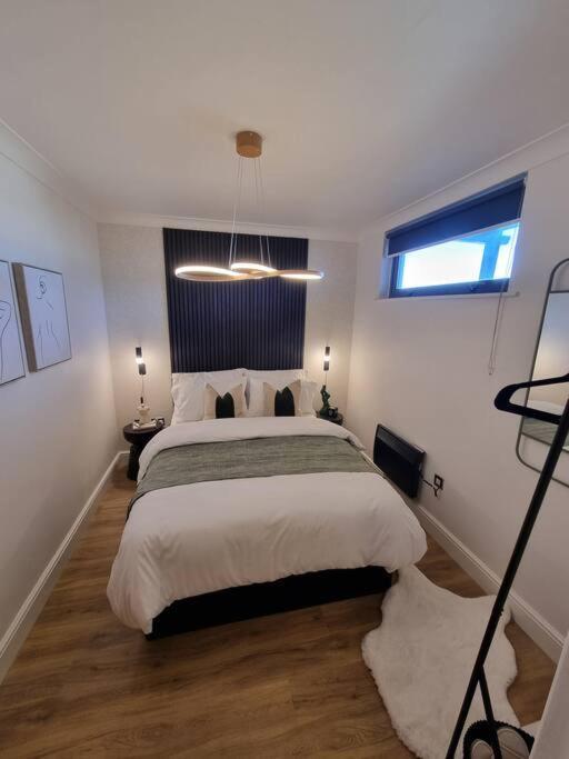 73 Broadway Plaza Apartment Бирмингам Екстериор снимка